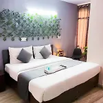 Hotel Manya - Saket