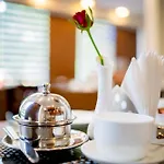 Zip By Spree Hotels Delhi Greater Kailash