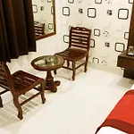 Airport Delhi Aerocity Inn Plaza