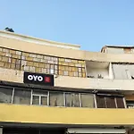 Oyo Kashish Palace
