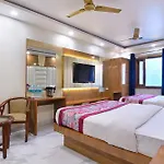 Hotel Glow Inn Paharganj-3 Mins Walk From New Delhi Railway Station
