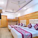 Hotel Glow Inn Paharganj-3 Mins Walk From New Delhi Railway Station