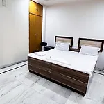 Hotel Shyam Villa - Near Govindpuri Metro Station