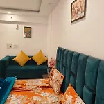 Nimbus Heights Studio
