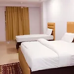Private Rooms In Jagatpuri- Near Anand Vihar