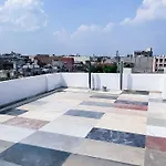 Hotel In Saket