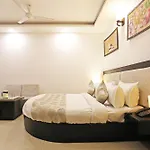 Airport Hotel Swan Near Delhi Airport
