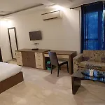 Gk Residency Kailash Colony