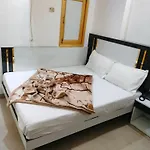 Hotel Geetanjali Inn