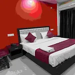 Airport Tourist Palace