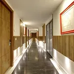 Hotel Town Pallace Inn Patel Nagar New Delhi