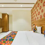 Fabhotel Golden Glory