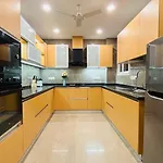 Olive Service Apartments Saket