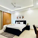 Olive Service Apartments Saket