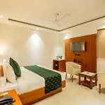 Fabhotel Skye Suites
