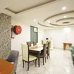 Hotel Ambrosia Inn - Near Delhi Airport