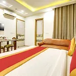 Gracious By Vishesh Hotels & Home Stay