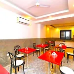 Hotel Seven Suites Near Igi International Airport