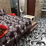 Aggarwal Home Stay In Independent Flat With Private Kitchen Washroom Fridge Android Tv Wi Fi And All Cooking Utensils For Self Cooking
