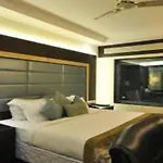 Hotel Gross Stay Near Igi Airport
