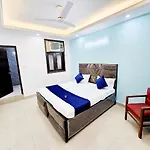 Hotel Agniv - Saket Metro