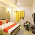 Hotel Samara Kingdom Near Delhi Airport