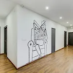 Capital O Saket Villa Near Dlf Avenue Saket