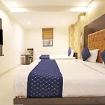 Iconic Inn Near Delhi Igi Airport