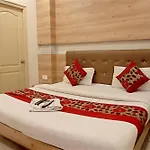 Hotel Klick International - 2 Min Walking From New Delhi Railway Station