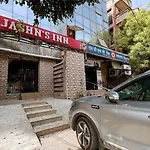 Hotel Jashn Inn Near Apollo Hospital