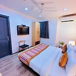 Hotel Golden Saffron - Punjabi Bagh Delhi