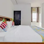 Hotel The Lazeez