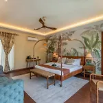 Elivaas Oasis - Luxe 6 Bhk With Pvt Pool