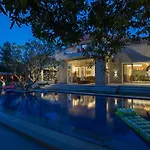 Elivaas Oasis - Luxe 6 Bhk With Pvt Pool