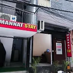 Rooms In Laxmi Nagar