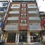 Capital O 2242 Hotel Yuvraj Deluxe