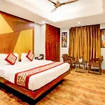 Staybook Hotel Nitya Maharani Free Airport Pickup