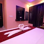 Admiral Inn Suites