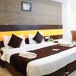 Hotel Le Benz - New Delhi Train Station