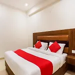 Hotel O Golden Tower