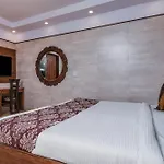 Hotel Dream Palace Laxmi Nagar
