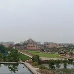Frazyone Hostel