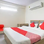 Hotel O 77674 Hotel White Inn