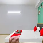 Hotel O Flagship Hotel Metro Star Near Lotus Temple