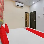 Hotel O Kunj Inn