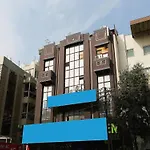 Oyo Flagship Hotel F Five