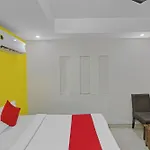 Hotel O Silver Stays