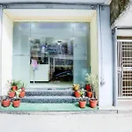 Global Stay Near Delhi Airport