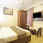 Airport Hotel Redstone