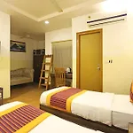 King Plaza Near Igi Airport